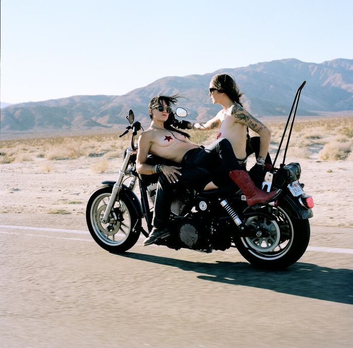 Girls on a motorcycle in Ribeiran-Pretu