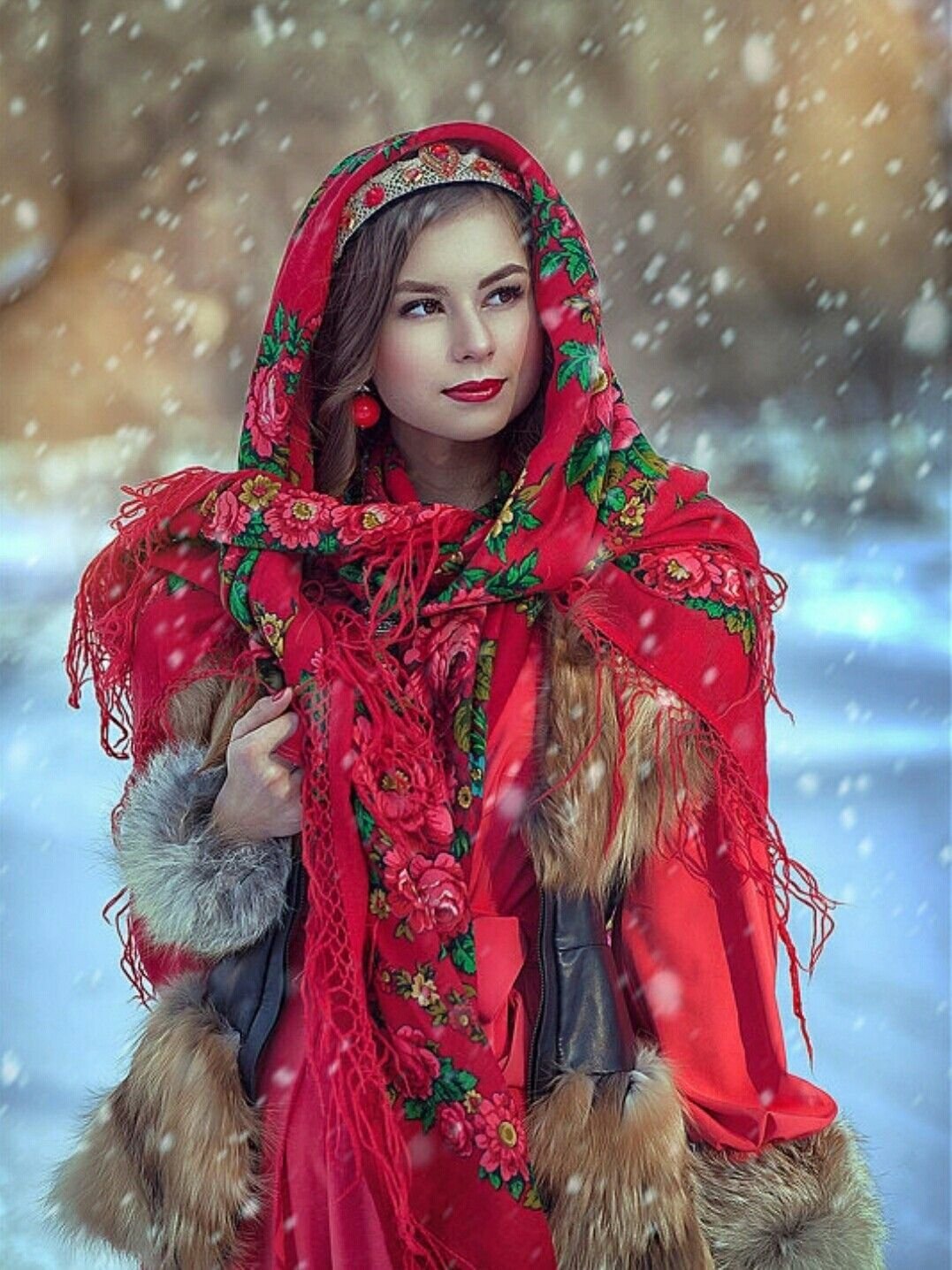 Beautiful girl Women in Slavic costumes in Ribeiran-Pretu